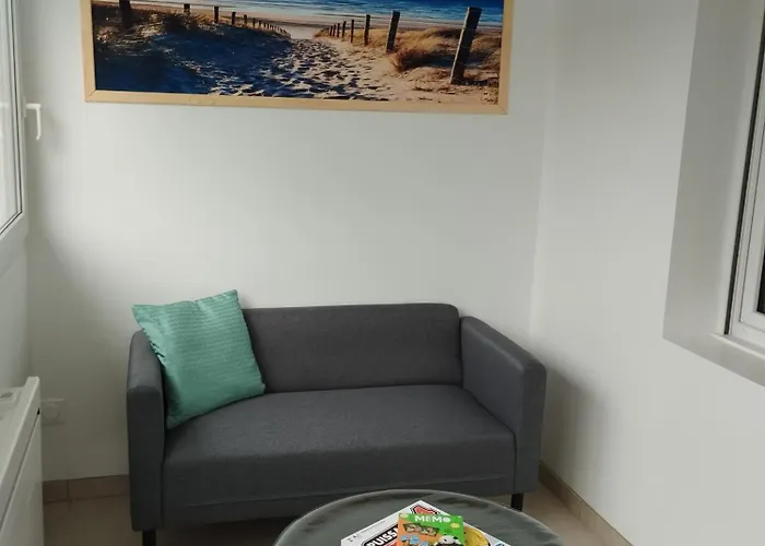 Maison De A La Creances